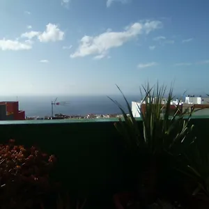 https://8-calle-tangara-la-gloria.tenerifehoteles.net
